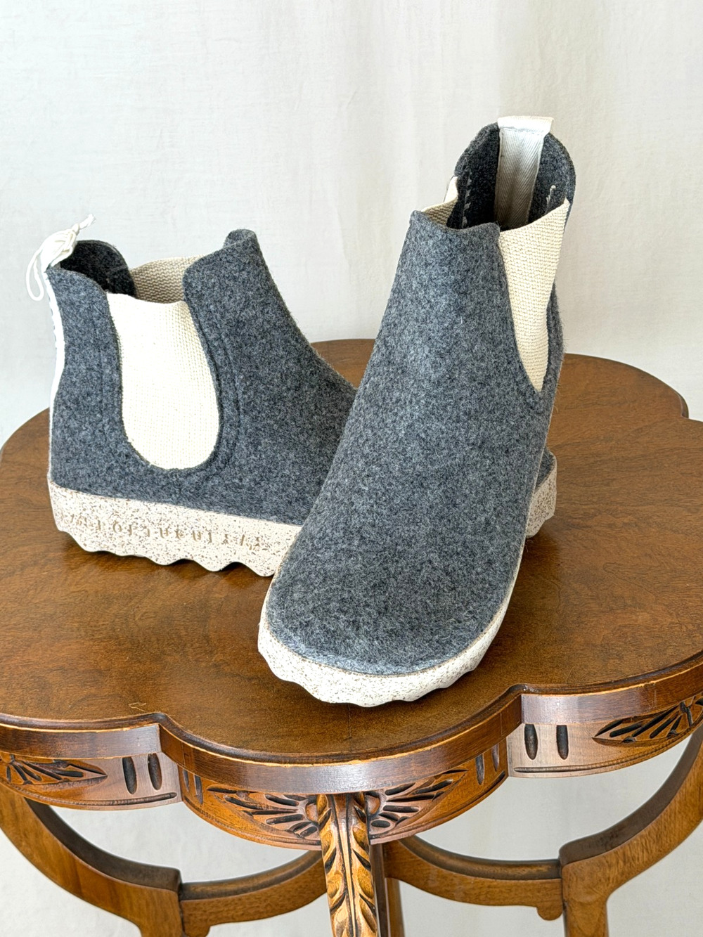 NIB Bos & Co Asportuguesas Caia Grey Felt Chelsea Cork Boot #0310 EU 41